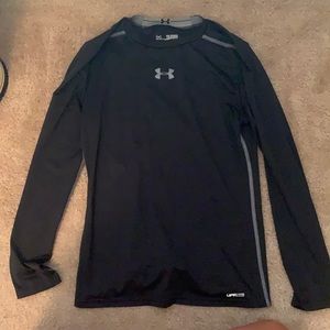 Under Armor heat gear shirt